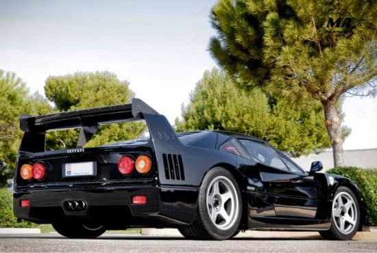 exterior of ferrari f40