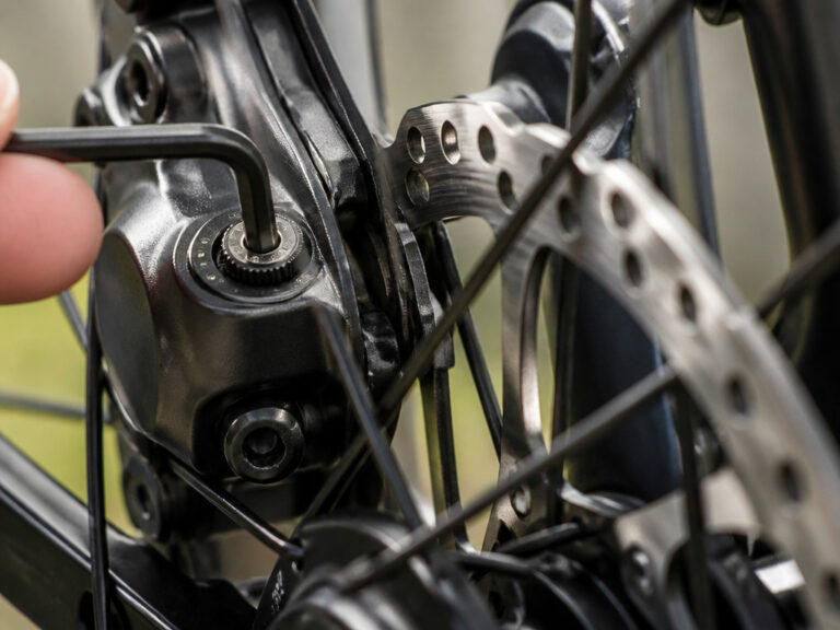 Master How to Adjust Bicycle Brakes and Eliminate Pad Rub