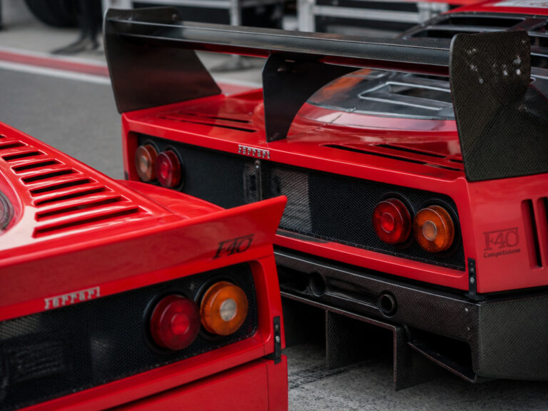 Guide to Ferrari F40 Specs, Performance, Engine & Key Features